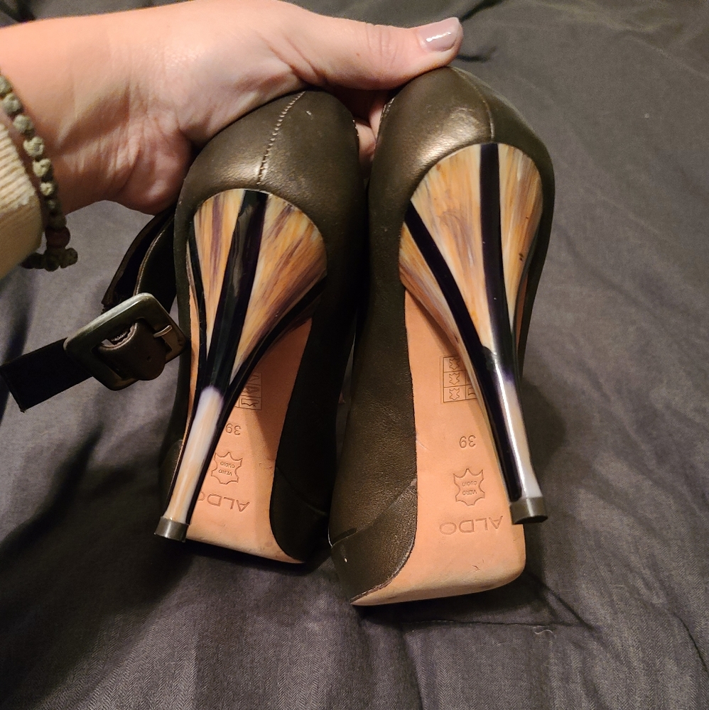 Aldo peeptoe heels size 39